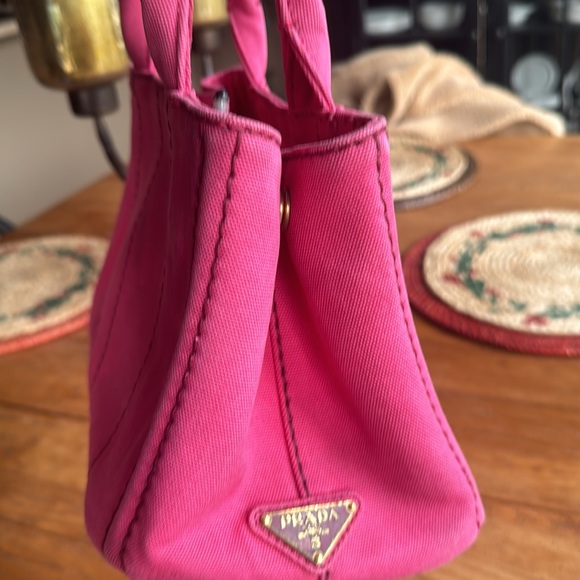 Beautiful authentic pink Prada bag - Picture 7 of 10